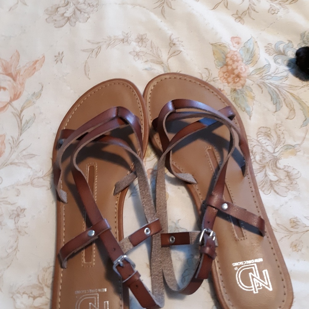 Shoes - Picture 2 of 2